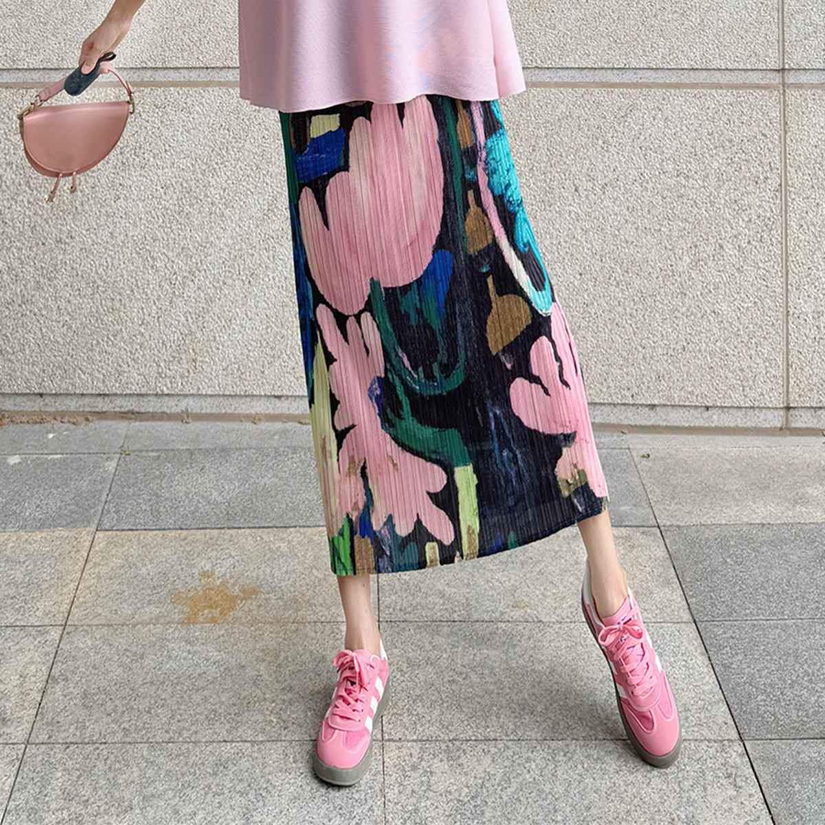 Picture of Niche design pleated skirt spring and summer thin elastic waist printed slimming age-reducing hip slit pleated skirt