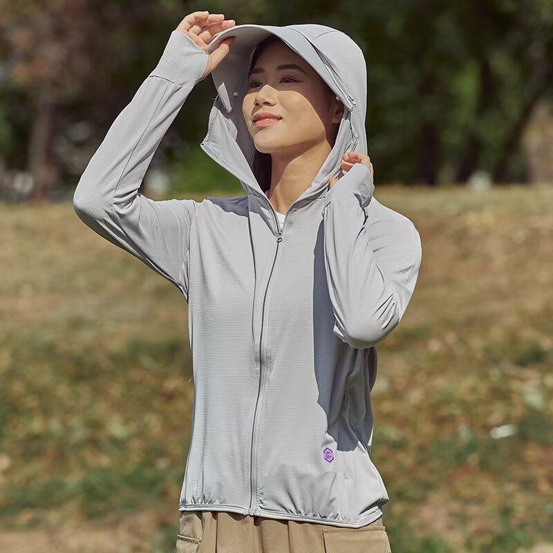 Picture of New Hooded Sun-protective Clothing Women's 2024 Summer New Ice Silk Casual Anti-ultraviolet Breathable Clothes All-match Sun-protective Clothing