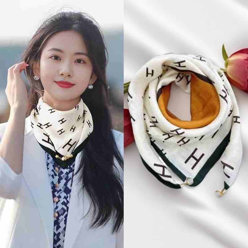 New Magnetic Buckle Silk Scarf Women's Thin Square Scarf Spring Autumn and Winter Scarf Scarf Decoration Fashion All-match Neck Protection Magnetic Buckle