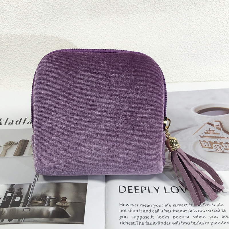 Picture of Light Luxury Jewelry Storage Bag Tassel Zipper Bag Ring Pendant Bracelet Bracelet Jewelry Bag Portable Jewelry Storage Bag