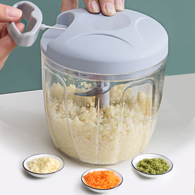 Picture of Mashed Garlic Artifact Pulling Garlic to Beat Garlic Garlic Mashing Garlic Mashing Garlic Mashing Manual Garlic Mashing Machine Cutting Garlic