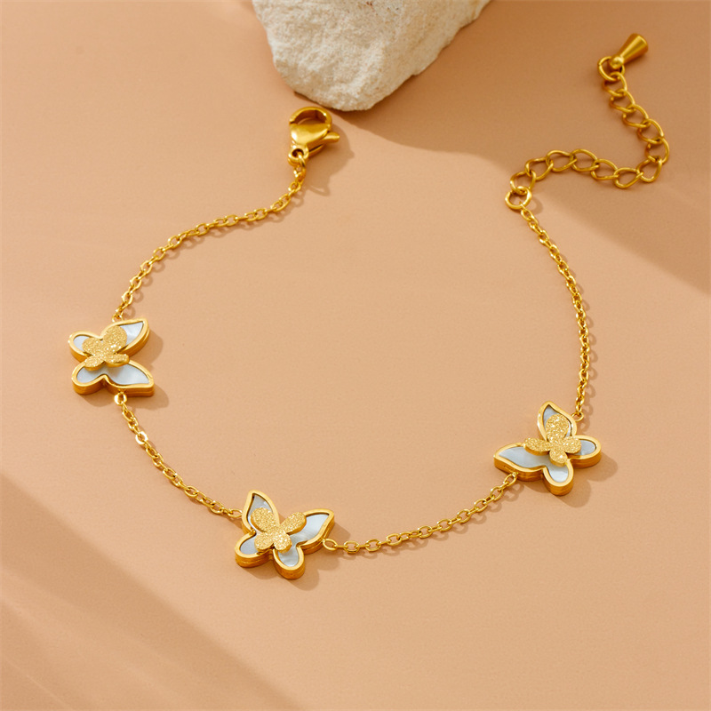 New Fashionable European and American Butterfly Decorative Pendant Bracelet Stainless Steel Gold-Plated Chain Versatile Personalized Simple Hand Jewelry for Women