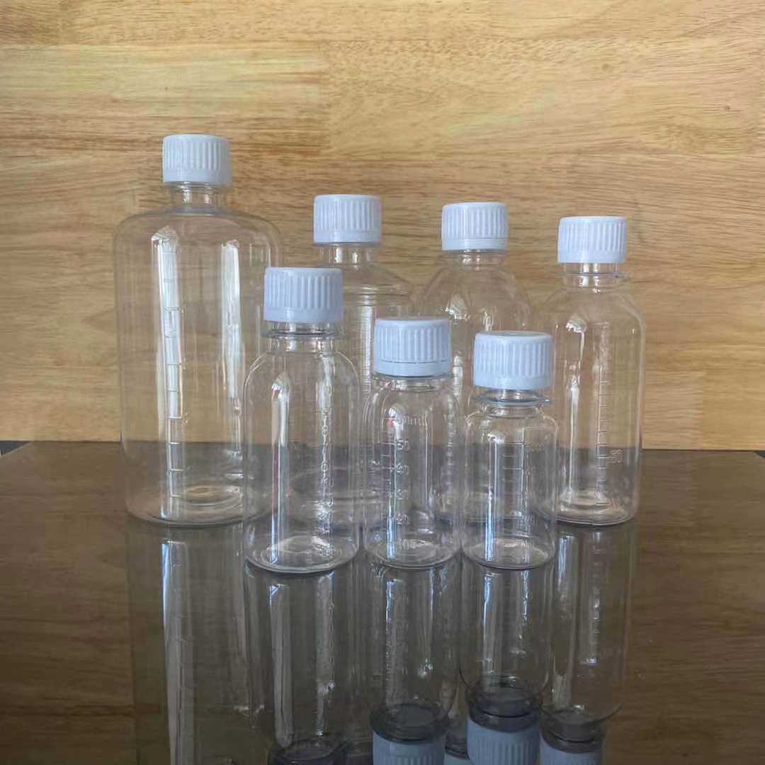 Transparent plastic bottles 50 60 100 150 200 250 500ml alcohol disinfectant are bottled separately