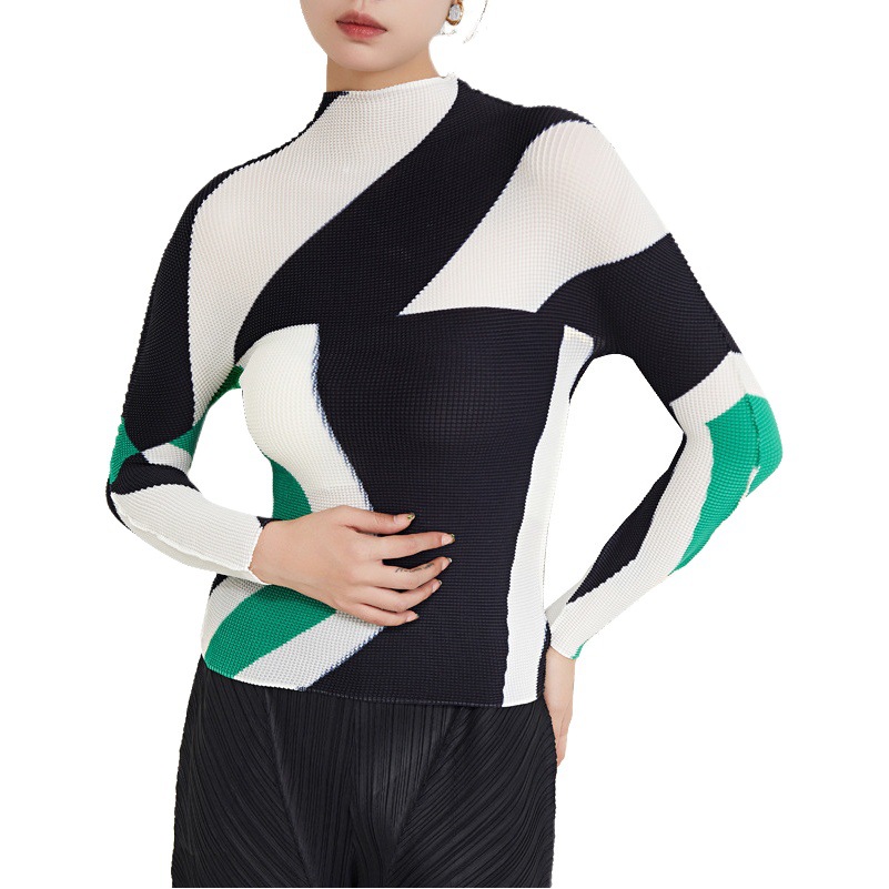 Miyake Contrast Stripesd Top for Women in Autumn Niche Versatile Slimming Look Long-Sleeved High-Bottom Pleated Fashion Bottoming T-Shirt for Women