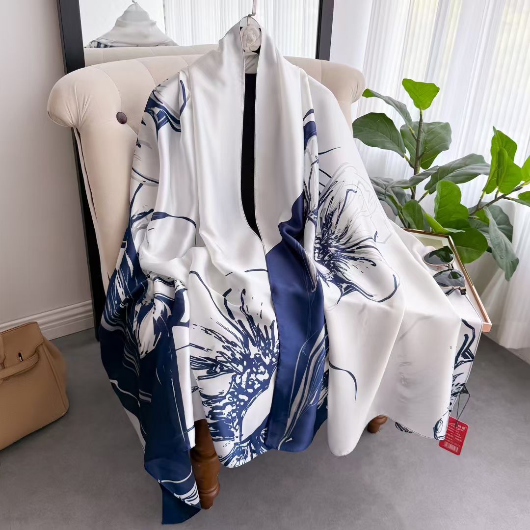 New Li Jin Forged Printed Silk Scarf Silk Scarf Women's All-match Long Shawl Dual-purpose Live Hair