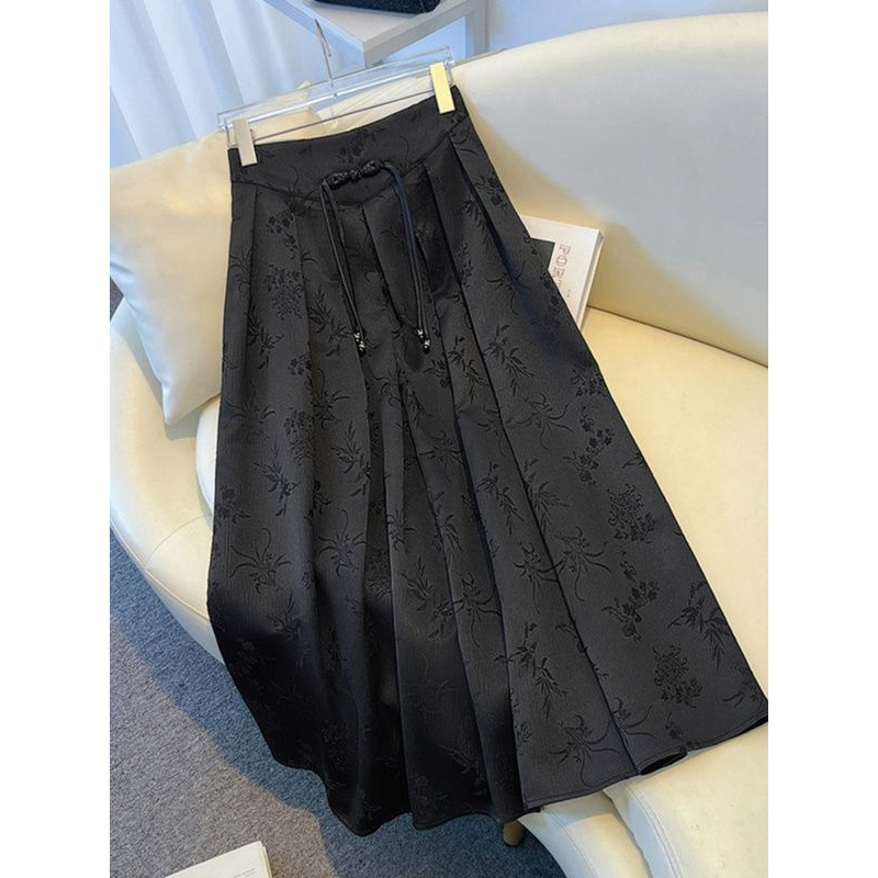 Jacquard Chinese-Style Black Pleated Skirt with Traditional Buttons, New Spring/Summer Plus-Size for Curvy Women, Modern Chinese-Style Improved Pleated Skirt