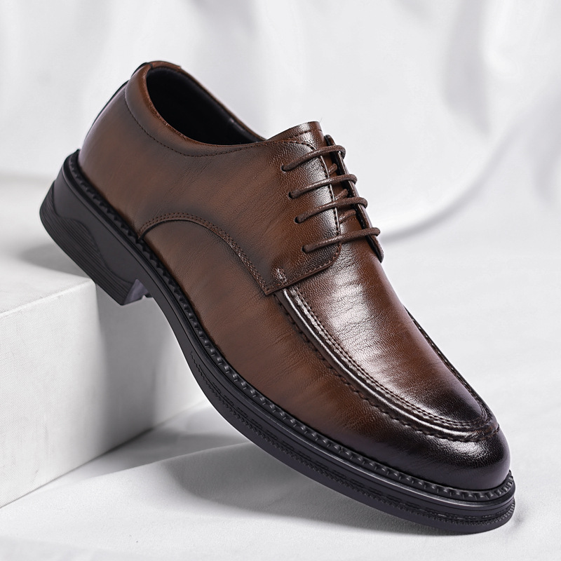 Leather shoes men's trend British style dress business casual men's shoes wedding groom suit leather shoes a generation of hair