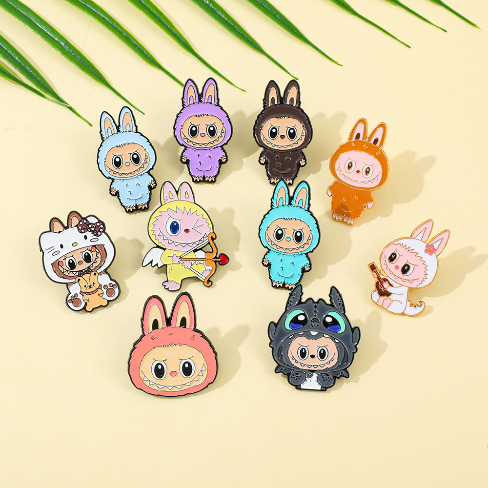 Cute Cartoon Creative Personality Rab Cloth Metal Badge Accessories Cute Rabbit Alloy Brooch Pin Decoration