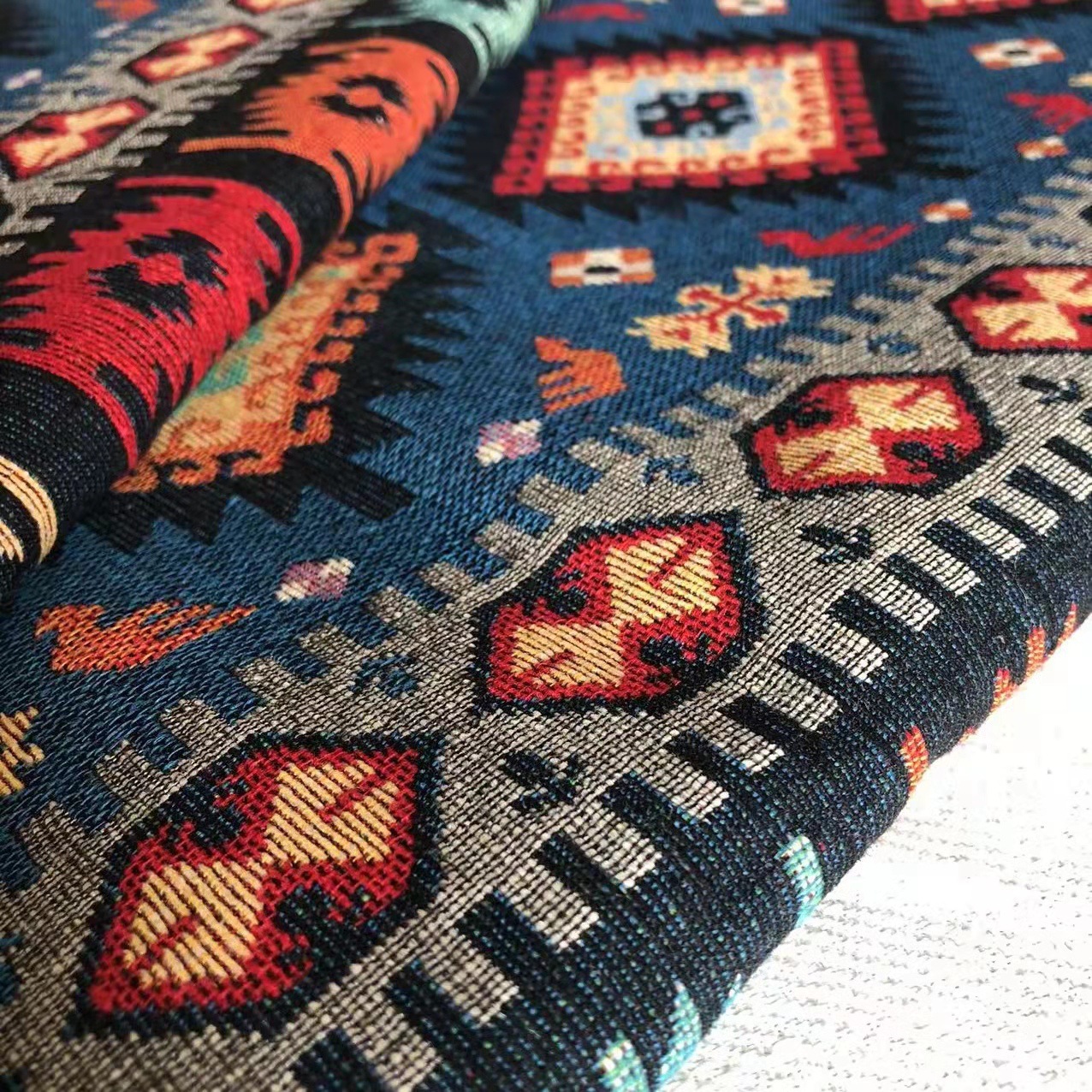 Yarn-Dyed Polyester Jacquard Floor Mats, Luggage and Handbags Fabrics, Geometric Multi-Color Ethnic Style Decorative Fabrics, Thick and Encrypted