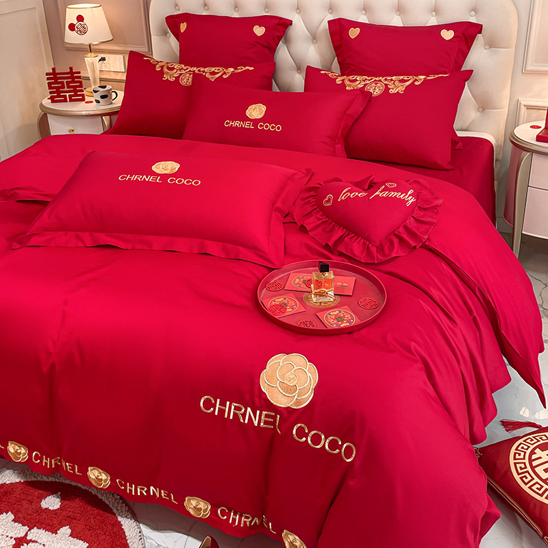 Picture of High-end Chinese Dragon and Phoenix Embroidery Fashion Wedding Four-piece Wedding Big Red Bed Sheet Quilt Cover Accompanying Bedding