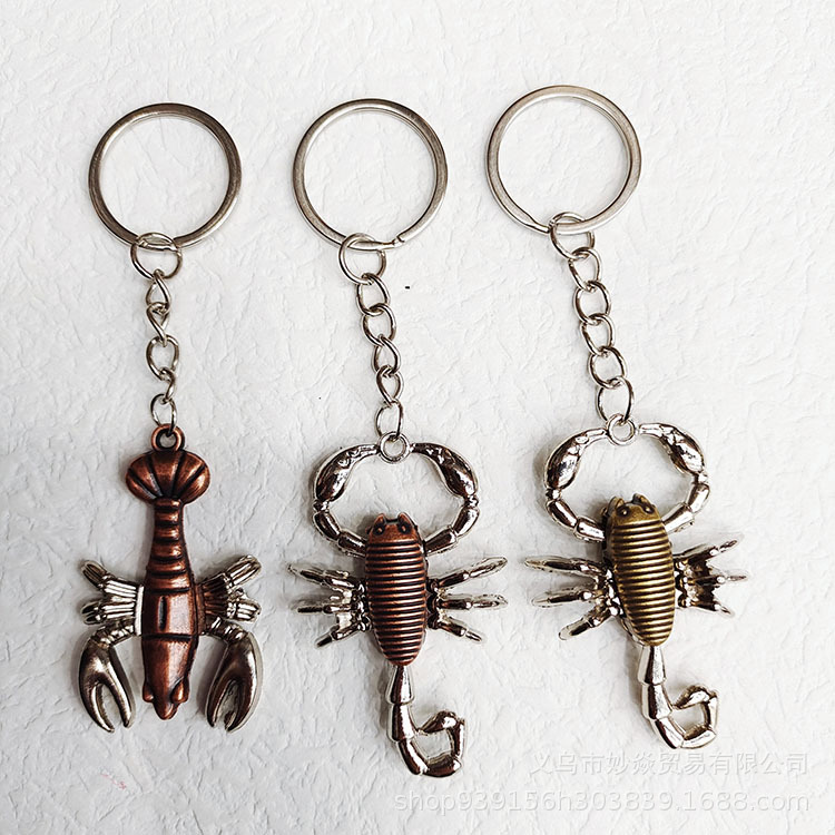 Picture of Retro Creative Three-dimensional Simulation Scorpion Alloy Keychain Pendant Men's Backpack Key Pendant Ornaments