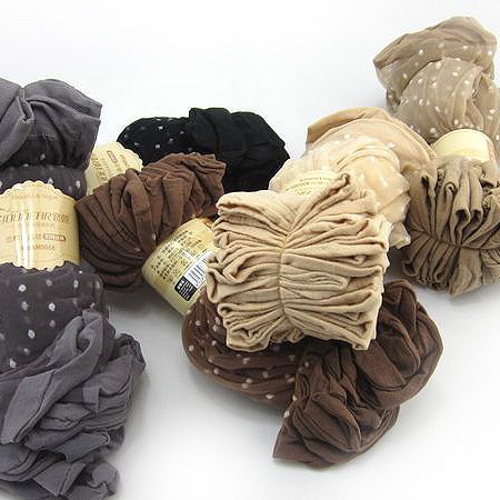 Picture of Zhuji factory wholesale stockings summer ultra-thin breathable crystal round short stockings stall market exchange socks