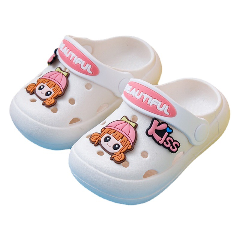 Croc Shoes Children's Summer Outerwear 2025 New Fashion Cartoon Garden Shoes for Boys and Girls Anti-Slip Heel Sandals