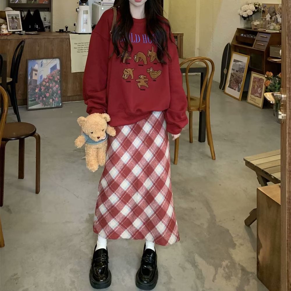 Red woolen plaid skirt for girls high waist spring and autumn Korean style Wear slimming pear-shaped long A- line skirt