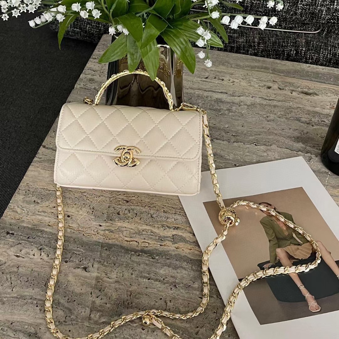 Women's Chanel Style Chain Handbag Summer New Women's Bag Fashion All-match Shoulder Bag Diamond Classic Crossbody Bag