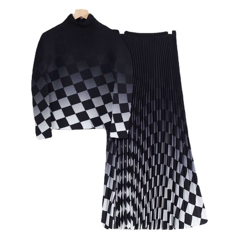 Pleated Printed Skirt suit Women's 2025 Spring Miyake Women's Black and White Plaid Gradient Design Two-piece Set