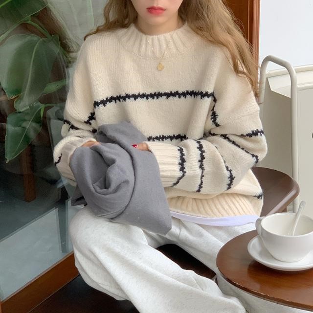 Picture of Retro Japanese style lazy loose sweater women's thickened autumn and winter 2024 new long sleeve striped half turtleneck sweater