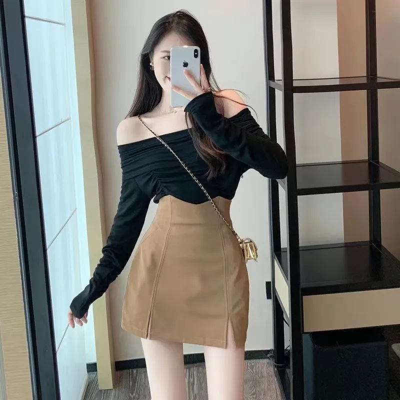 ins super popular short skirt a-line skirt women's spring 2023 new fashion high waist split sheath short skirt fashion