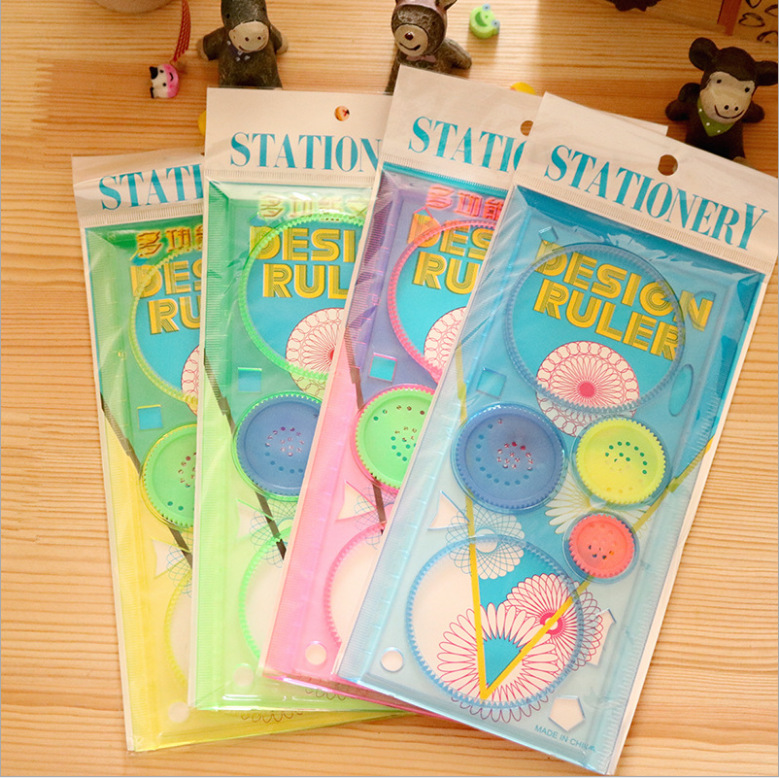 Picture of Creative puzzle four-color kaleidoscope template ruler drawing board ruler kaleidoscope children painting ruler primary school student prize wholesale