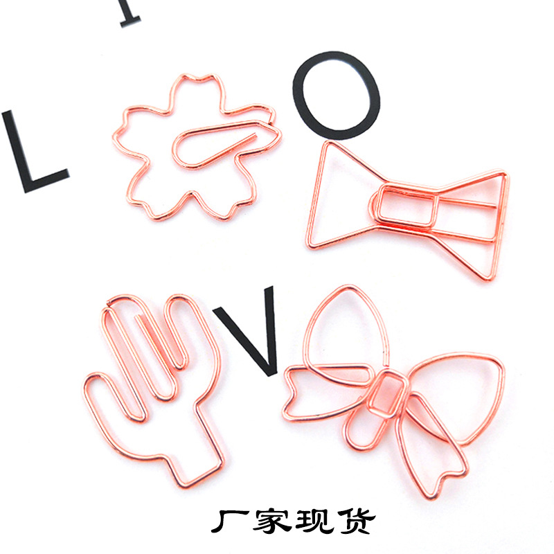 Creative metal cherry blossom paper clip wholesale Christmas tree shaped paper clip desktop office bookmark factory spot