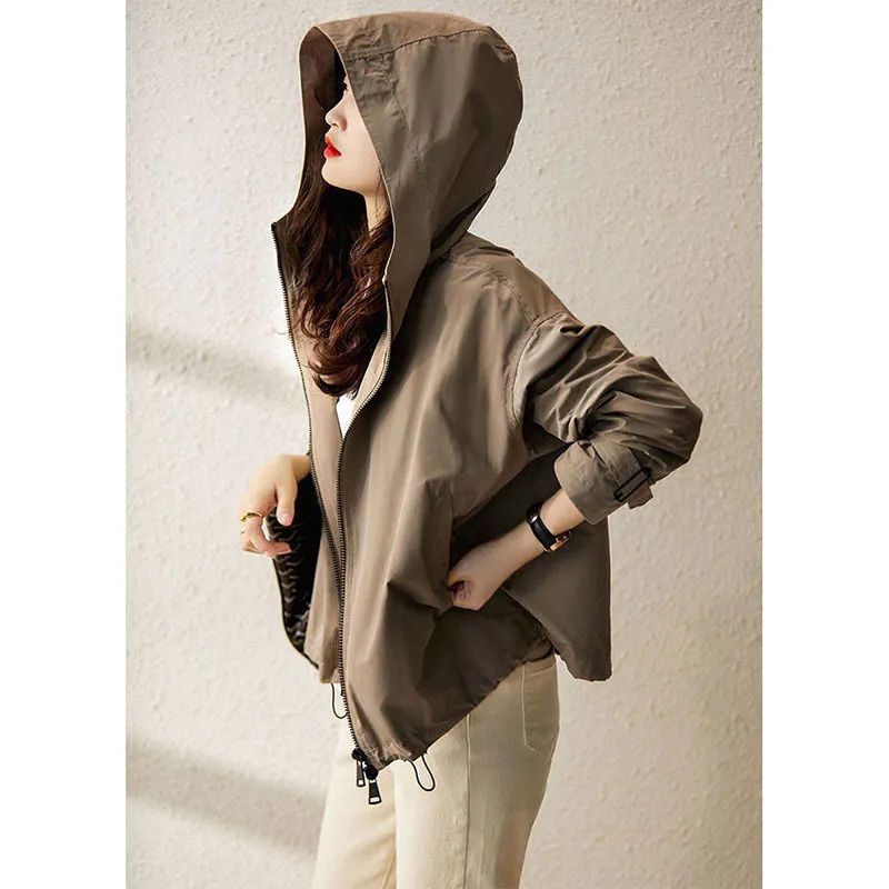 Picture of Korean Style Fashionable Hooded Zipper Trench Coat Women's 2023 Spring New Loose Elegant Short Jacket Trendy