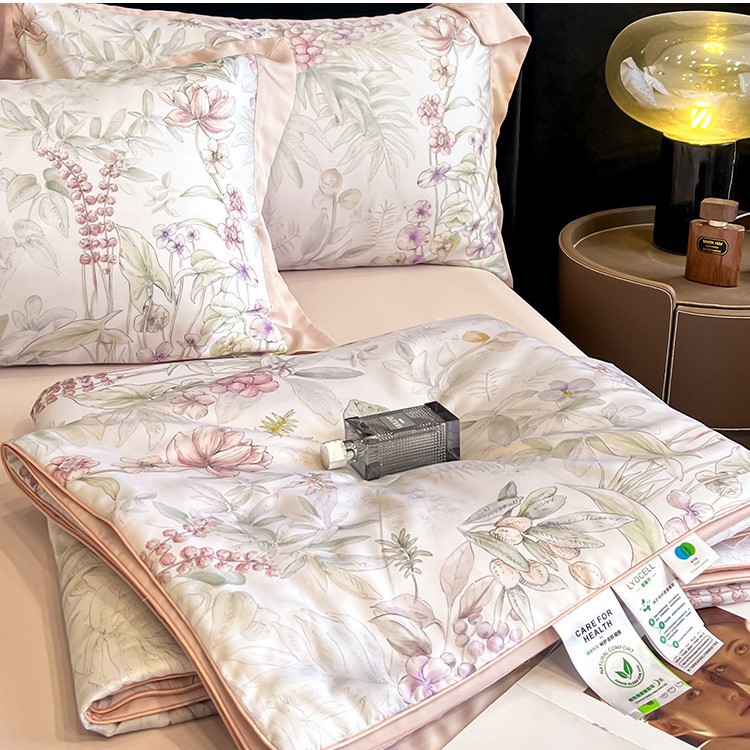 Picture of 2025 New Summer Fresh Summer Quilter Four-piece Light Luxury High-end Tencel Cool Summer Quilter Ice Silk Air Conditioned Quilter