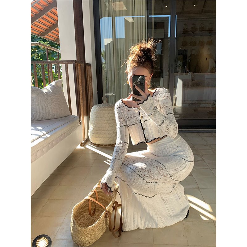 Sun and Moonlight Knitted Top and Skirt Two-Piece Set 2025 New Fashion Temperament Early Spring Outfit Complete Set