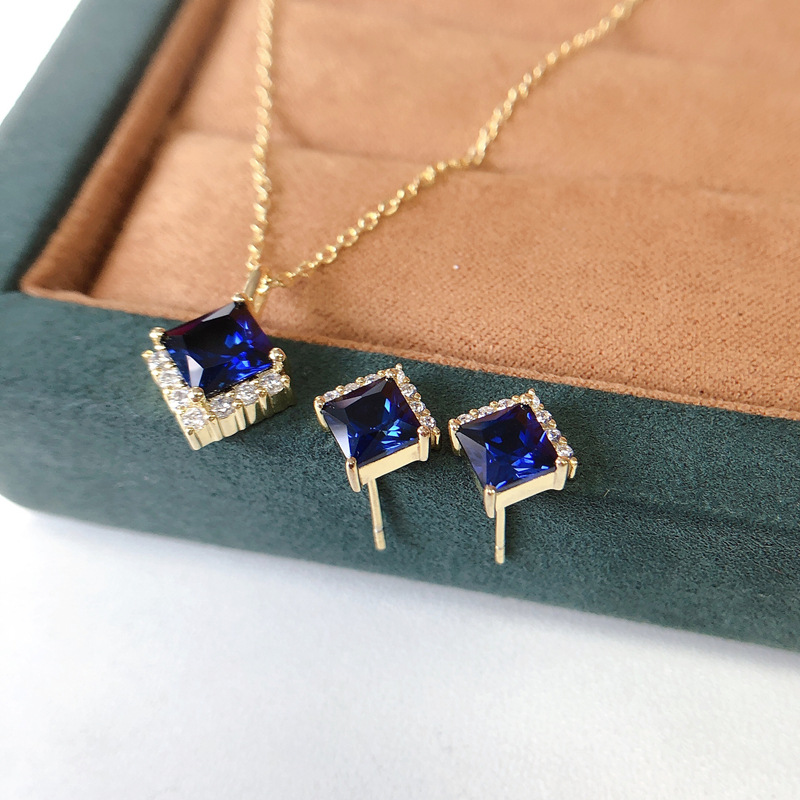 Picture of 925 Sterling Silver Necklace Simple Light Luxury All-match Clavicle Chain Princess Square Blue Diamond Special-shaped Micro Broken Diamond Necklace Japanese and Korean Style