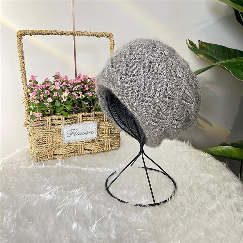 Picture of New Thickeneded Squirrel Velvet Warm Pile Hat K-Style Versatile Winter Large Head Circumference Ear Protection Knitted Woolen Hat for Women