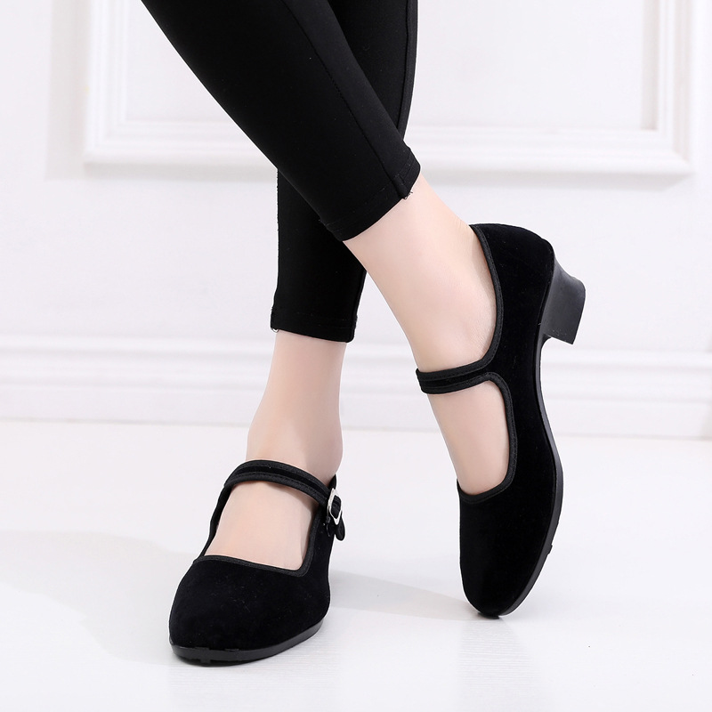 Picture of Dance shoes ladies folk dance shoes dance shoes black cloth shoes flat velvet foam twist yangko practice shoes manufacturers breathable