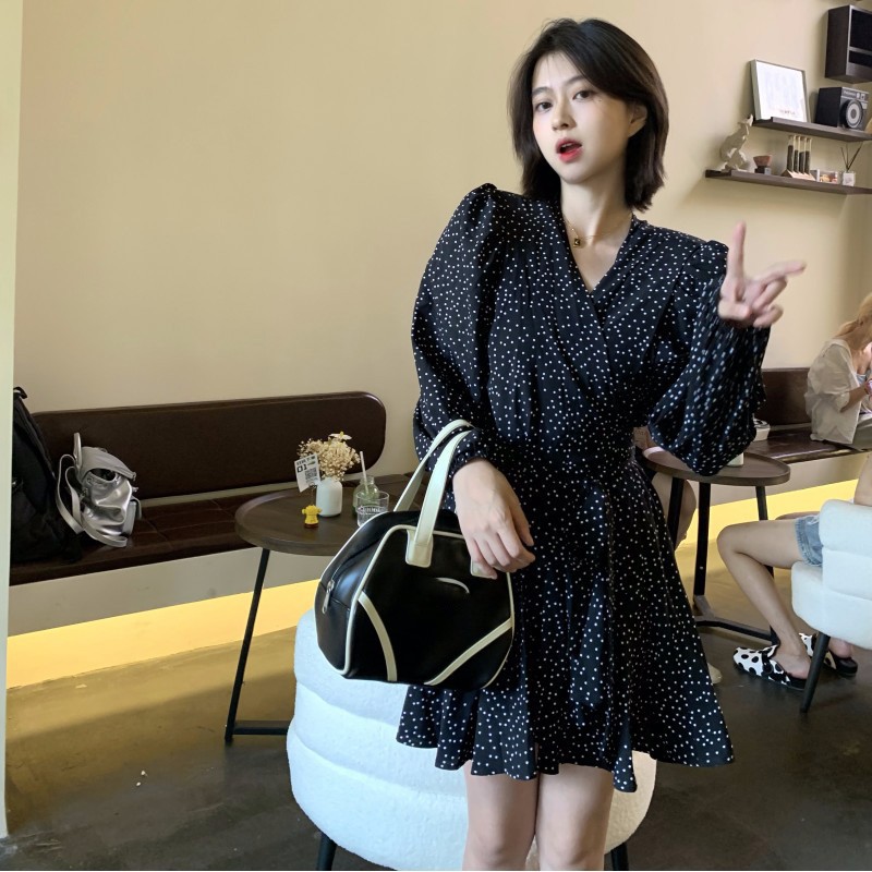 Black Polka-Dot Long-Sleeved Dress for Women Autumn 2024 Early Autumn New Korean Style Tea Break French Hepburn Style Short Skirt