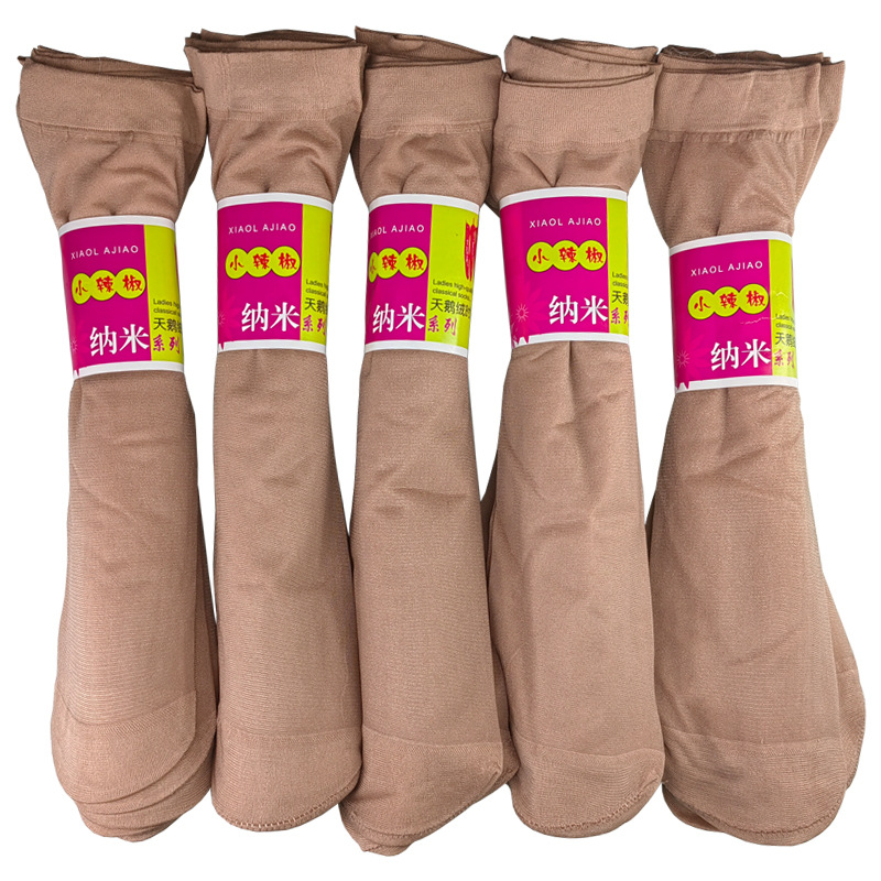 Picture of Factory summer ladies thin core-spun silk chili short stockings wear-resistant reinforcement anti-off steel wire socks wholesale