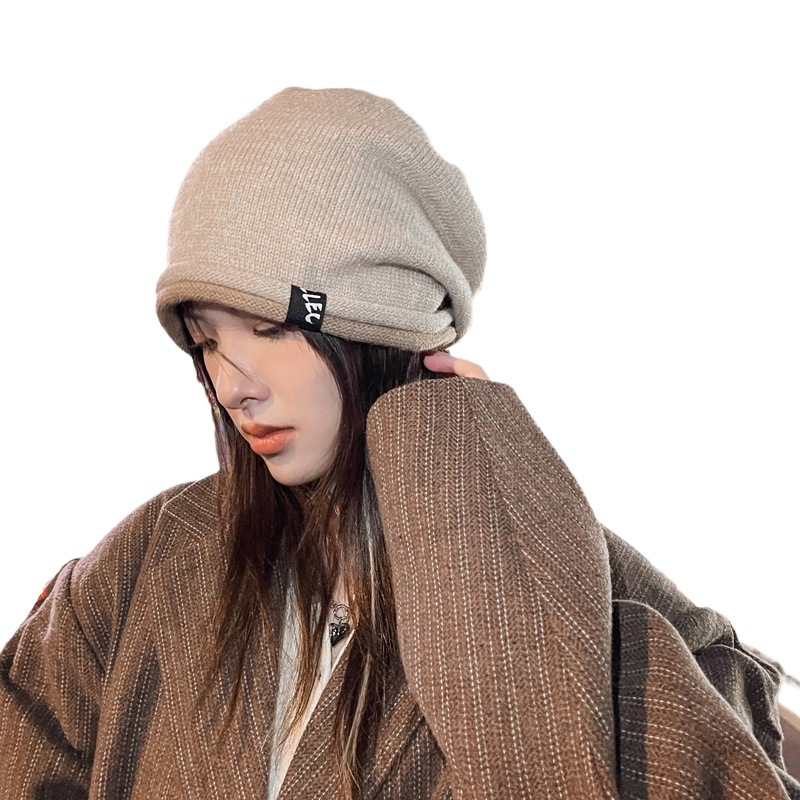 Korean Style Autumn and Winter New Hat Women's Fashionable Rolled Logo Knitted Woolen Hat Winter Warm Popular Pile Hat Pullover Hat