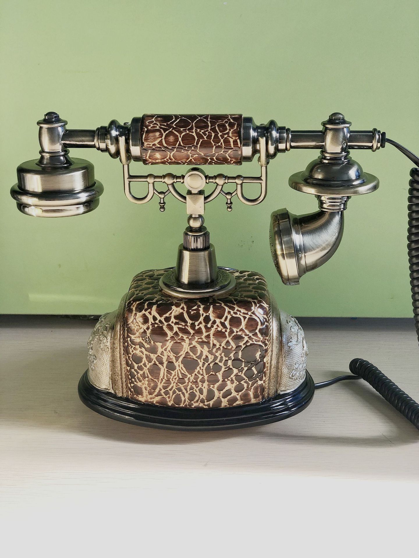 Picture of Cross-border antique telephone craft telephone European telephone landline retro telephone beauty voice