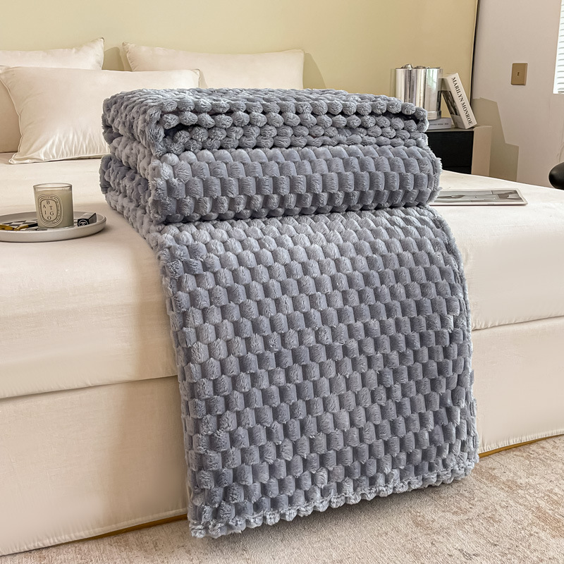Picture of Tortoise Velvet Blanket Winter Thickened Velvet Nap Cover Blanket Bed Sheet Dormitory Student Coral Flannel Quilt
