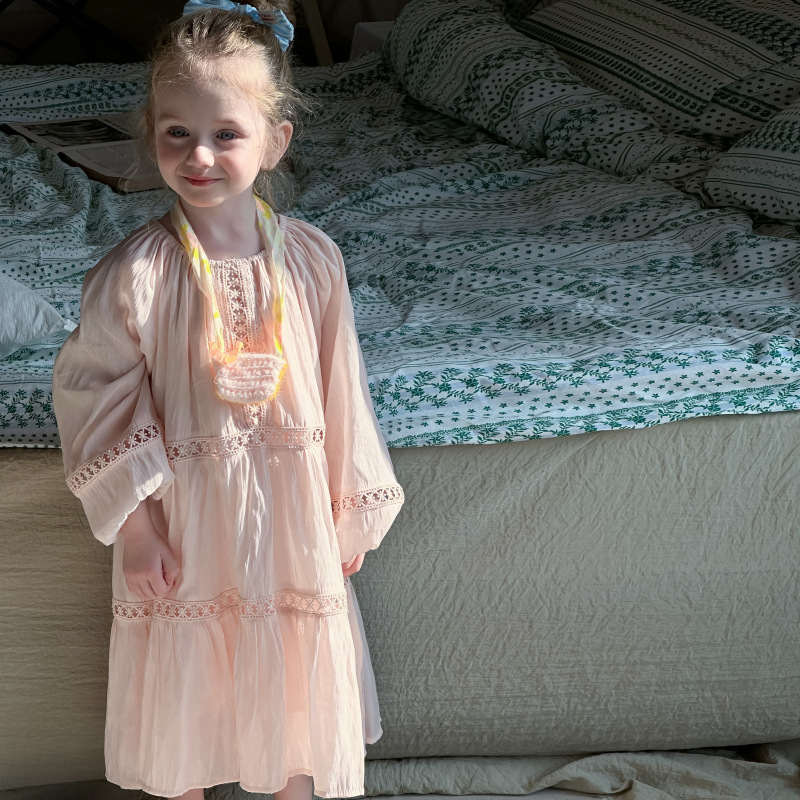 Girls dress Spring 2025 New Children's Elegant Lace Dress Little Girl Sweet Princess Long Dress