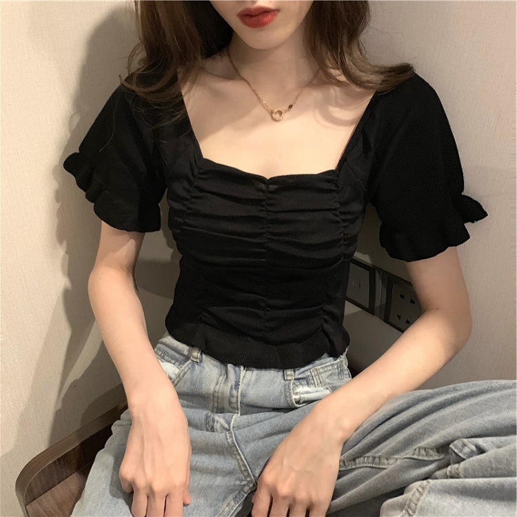 Picture of Summer 2020 New Arrival Retro French Style Short Top Shirt Shows Clavicle Caught Machine Slim-fit Slimming Short-sleeved Sweater for Women