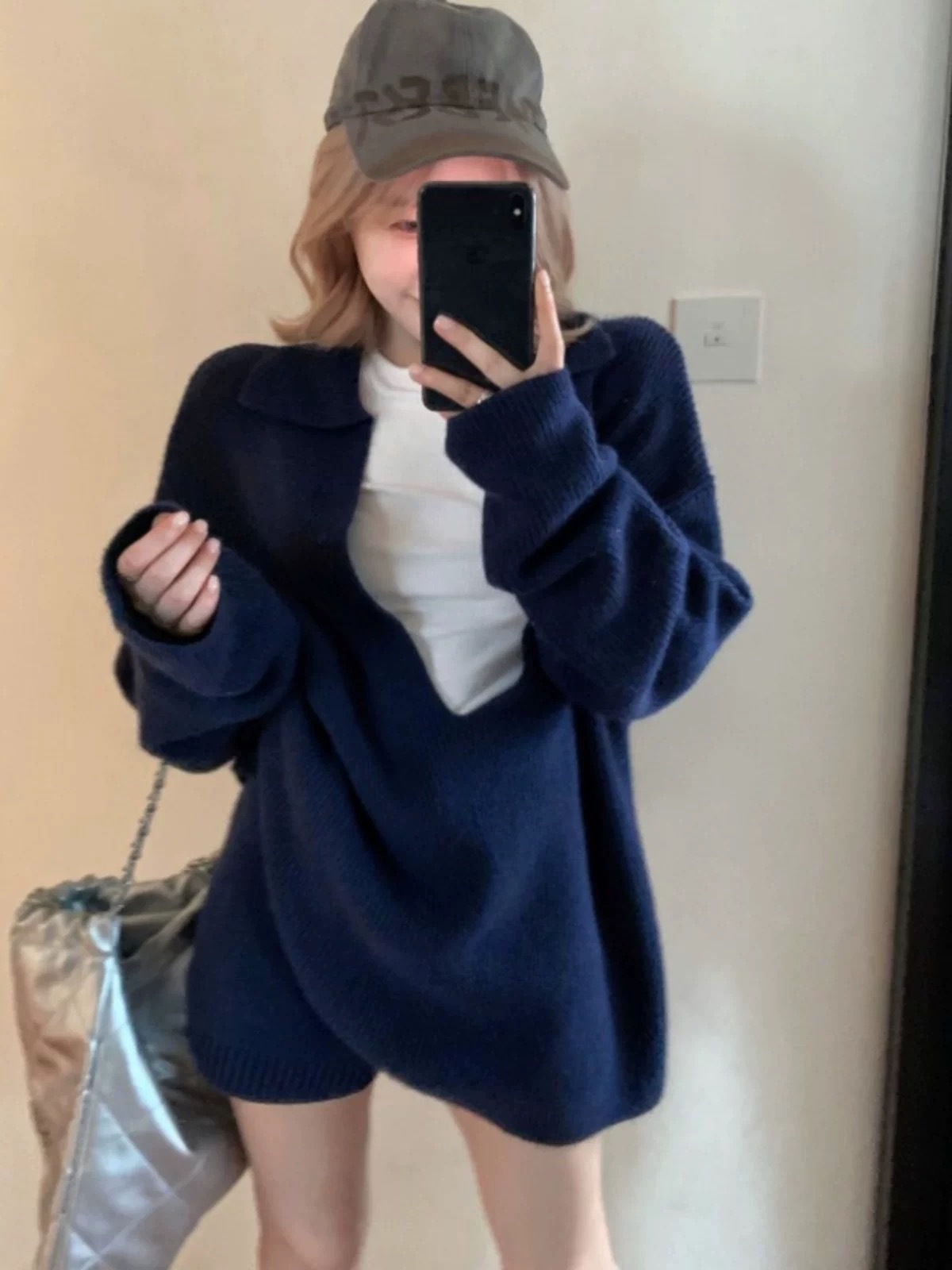 【DuoLapel】24 Winter Puyuan Lazy Relaxed V-Neck Sweater Set for Women, New Loose Fit for Autumn and Winter