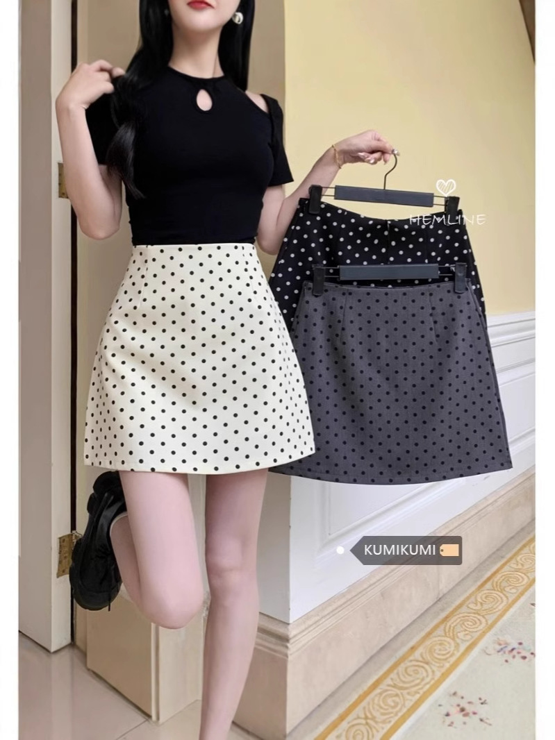 Polka Dot Skirt Women's 2024 New High Waist Small Hot Girl Explosions Slimming A- Word One-Step Hip Short Skirt