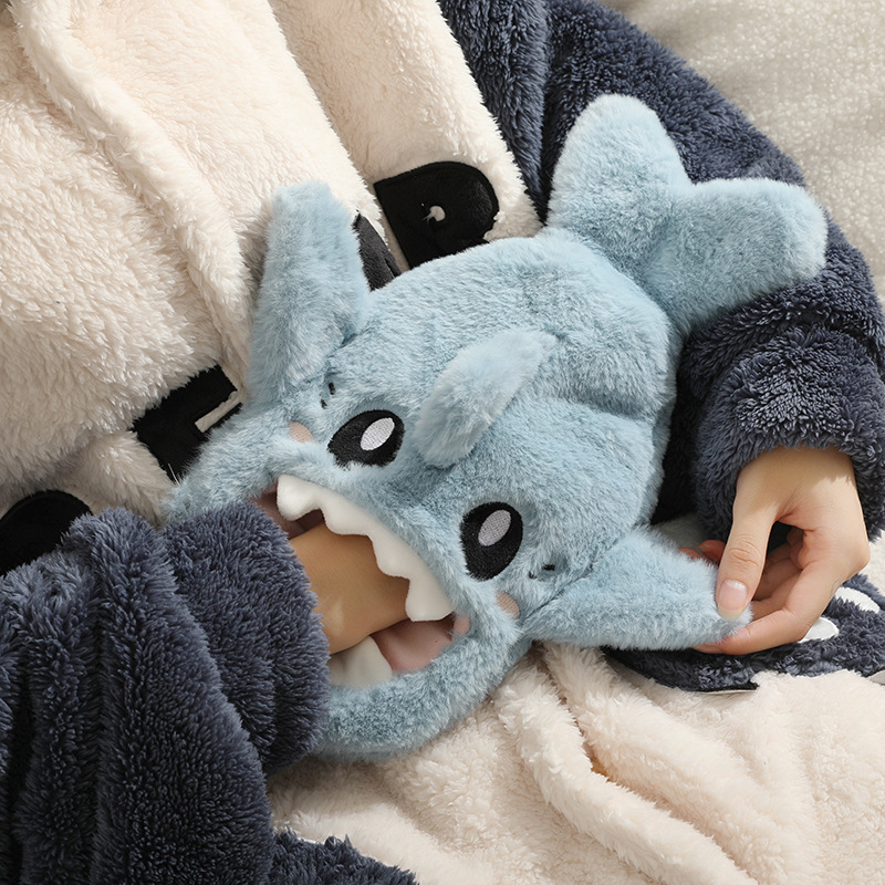 Picture of New Cute Plush Hand-Held Water-Filled Hot Water Bottle Thickeneded Explosion-Proof Pvc Hot Water Bottle Removable and Washable Spot Wholesale