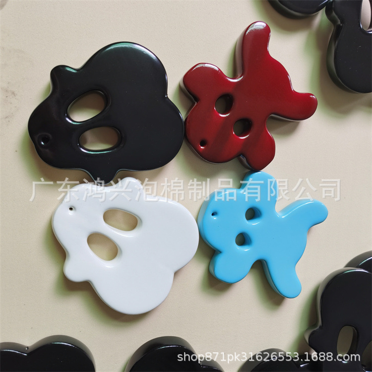 Factory processing sponge dip buoy key chain water park tear resistant toy can be printed logo