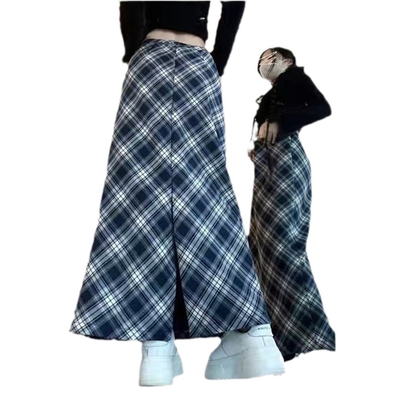 fleece-lined Vintage Plaid Skirt Women's 2023 Autumn and Winter New High Waist Slimming Hip Skirt Split Niche Long Skirt