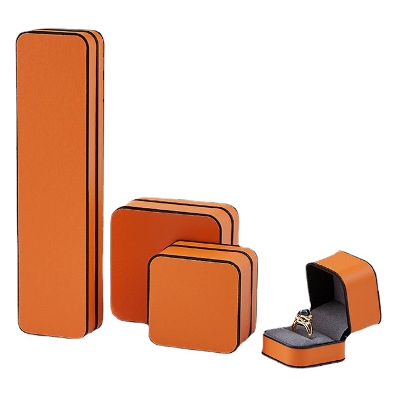 Plastic rounded microfiber interior jewelry box ring pendant packing box jewelry box bracelet necklace storage box