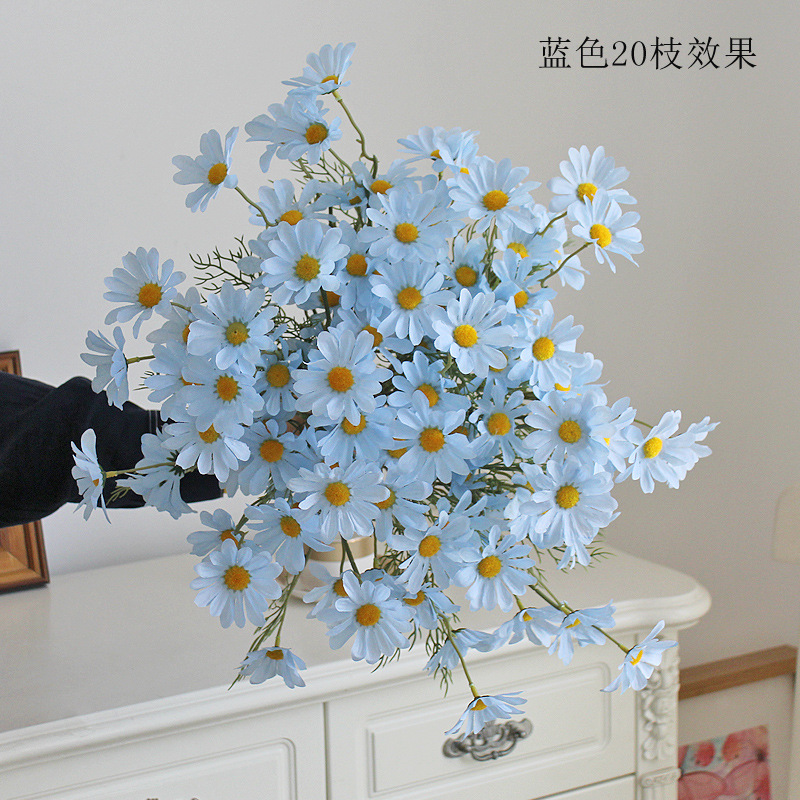Picture of 5 heads Dutch Daisy small Daisy Persian artificial flower silk flower small wild chrysanthemum false flower Daisy decoration wedding wholesale