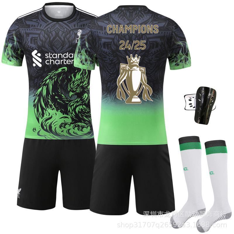 Picture of 2425 Club No. 11 Salah Gold Trophy Pattern New and Old Liverpool Winning Commemorative Edition Jersey suit