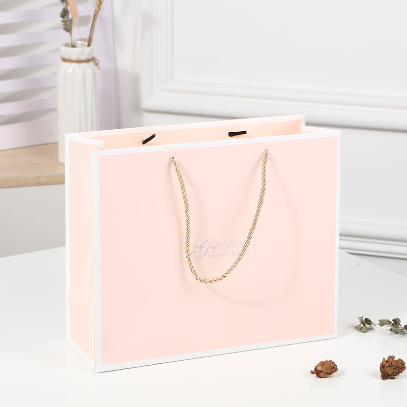 in stock large pink handbag thickened white card gift bag clothing store packing bag paper bag fashion gift bag wholesale