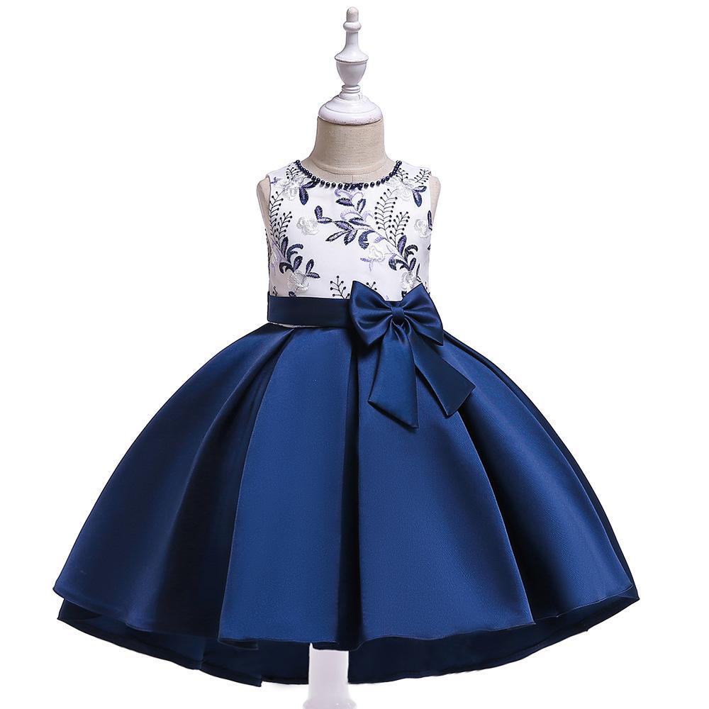 Picture of European and American New Tail Dress Girls Hand-Beaded Embroidered Princess Dress Twill Satin Bow Tuxedo Dress