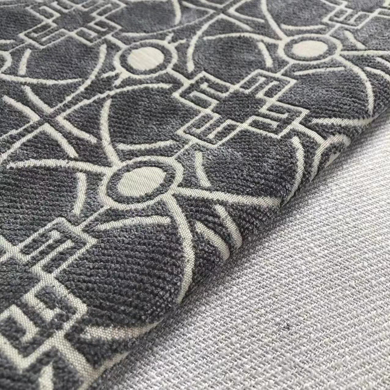 Chenille Classical Jacquard Curtain Fabric Sofa Release Polyester Chenille Jacquard Fabric Decorative Fabric Manufacturer
