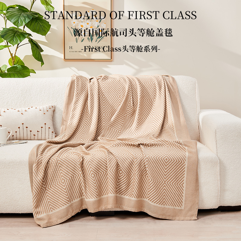 Picture of Factory Wholesale Aviation Blanket Aircraft Blanket First Class Blanket Office Summer Nap Air-conditioning Blanket Gift Blanket Blanket