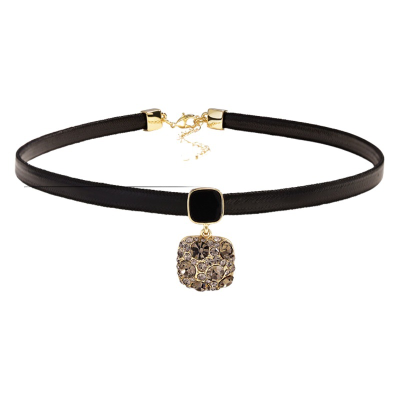 Korean Style Black Necklace Women Choker Collar Clavicle Chain Niche Design 2023 New Style Necklace Summer Fashion